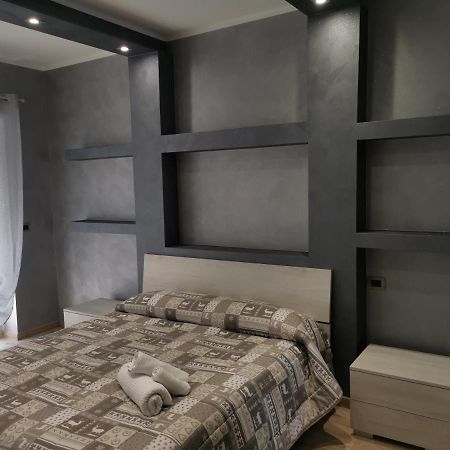 Cav Black Pearl By People Torino Esterno foto